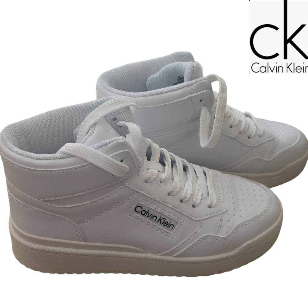 CALVIN KLEIN Arezi Woman's Sneakers & Athletic Shoes Size 8M